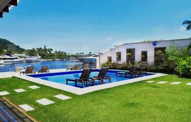 Imagem 5: Mansão a Venda no Residencial Marina Guarujá no Canal de Bertioga