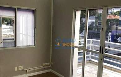 Imagem: A casa em condomínio possui 5 Dormitórios, 4 Banheiros, 5