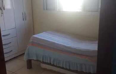 Imagem 2: Aluga-se um quarto