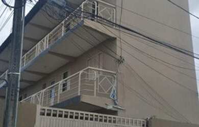 Imagem: A kitnet para alugar possui 1 Dormitório, 1 Banheiro, 1 Vaga