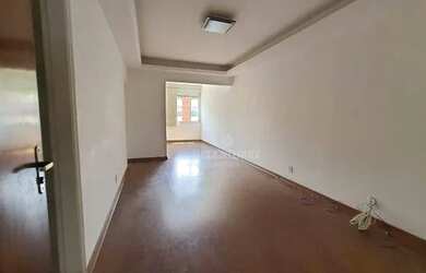 Imagem: O apartamento possui 1 Dormitório, 1 Banheiro, 42m² de Área