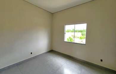 Imagem 7: Linda casa por apenas 180 mil no bairro Said Salomão e apta a financiar