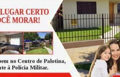 Imagem: A casa possui 3 Dormitórios, 1 Banheiro, 2 Vagas na garagem