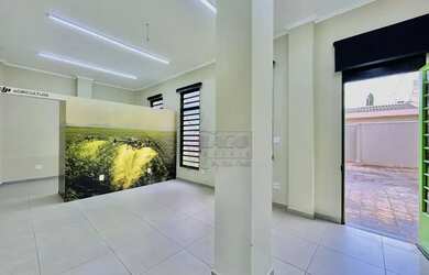 Imagem: O depósito possui 3 Vagas na garagem e 88m² de Área e está