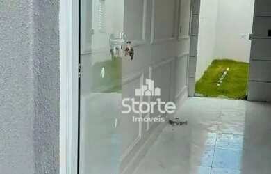 Imagem 2: Casas com 2/4 à venda, 76m² por R$ 299.000 - Monte Hebron - Uberlândia/MG
