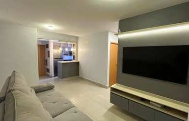 Imagem: O apartamento possui 2 Dormitórios, 1 Banheiro, 1 Vaga na garagem