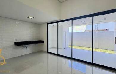 Imagem 4: A Maior e Mais Bela Casa Térrea em Padang Beach