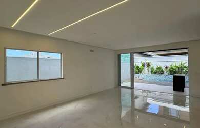 Imagem 10: Casa Em Condomínio na Cidade Alpha-TERRAS 04 - de 220m² Sendo 4 Suítes...