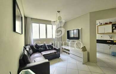 Imagem: O apartamento possui 2 Dormitórios, 1 Banheiro, 1 Vaga na garagem