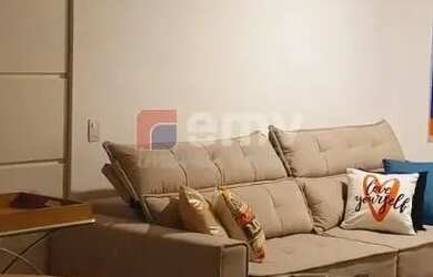 Imagem: O apartamento possui 1 Dormitório, 1 Banheiro, 1 Vaga na garagem