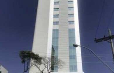 Imagem: O apartamento possui 1 Dormitório, 1 Banheiro, 1 Vaga na garagem