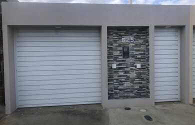 Imagem: A casa possui 2 Dormitórios, 2 Banheiros, 1 Vaga na garagem