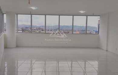 Imagem: O depósito possui 1 Vaga na garagem, 53m² de Área e está