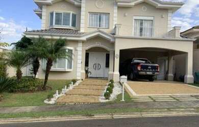 Imagem: A casa em condomínio possui 3 Dormitórios, 5 Banheiros, 4