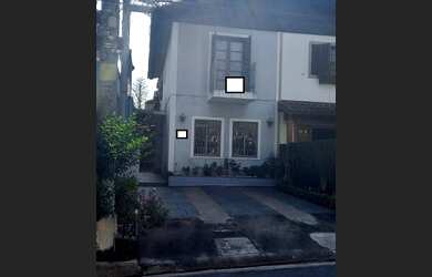 Imagem: A casa em condomínio possui 3 Dormitórios, 3 Banheiros, 3