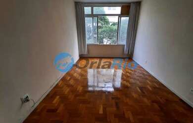 Imagem: A kitnet possui 1 Dormitório, 1 Banheiro, 42m² de Área e