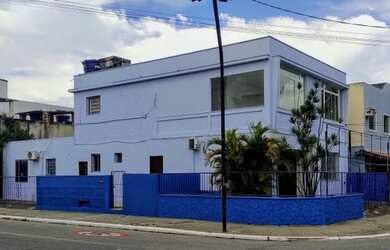 Imagem: Casa para aluguel com 300 metros quadrados com 6 quartos em