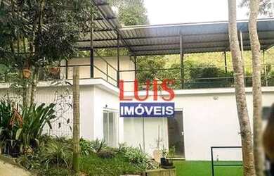 Imagem: A casa possui 2 Dormitórios, 2 Banheiros, 1 Vaga na garagem