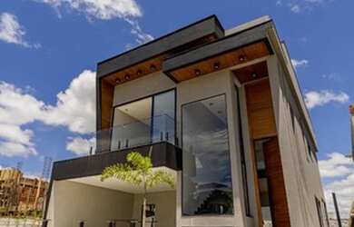 Imagem: A casa em condomínio possui 4 Dormitórios, 4 Banheiros, 2