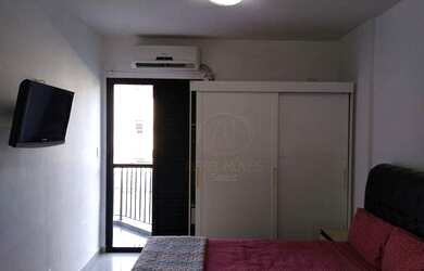 Imagem: O studio possui 1 Dormitório, 1 Banheiro, 1 Vaga na garagem