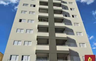 Imagem: O apartamento possui 3 Dormitórios, 2 Banheiros, 2 Vagas na