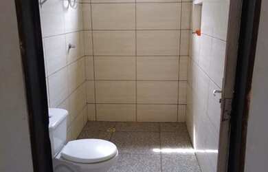 Imagem 3: VENDO CASA. 4 Vagas na garageme2 Dormitórios