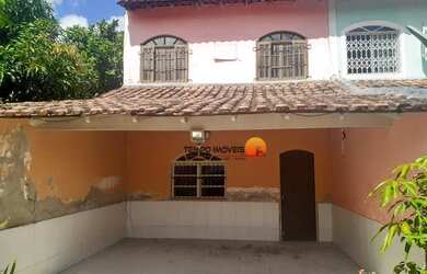 Imagem: A casa possui 2 Dormitórios, 2 Banheiros, 1 Vaga na garagem