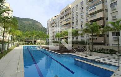 Imagem: O apartamento possui 2 Dormitórios, 2 Banheiros, 1 Vaga na