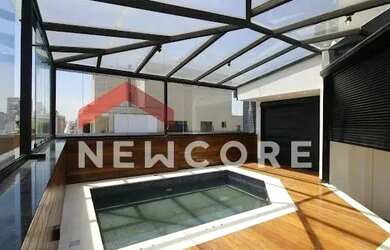 Imagem: O apartamento na cobertura possui 3 Dormitórios, 5 Banheiros