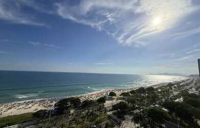 Imagem: O apartamento possui 2 Dormitórios, 3 Banheiros, 1 Vaga na
