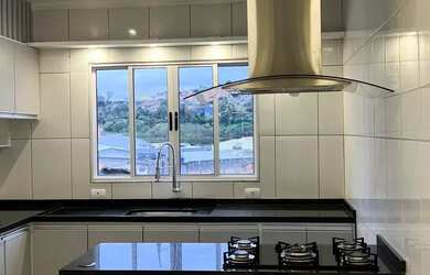 Imagem 7: Sobrado Moderno com 3 Andares Acabamento de Alto Padrão no Jardim Recreio