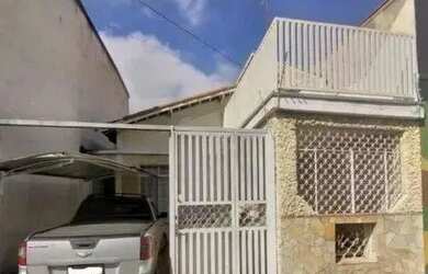 Imagem: A casa possui 5 Dormitórios, 2 Banheiros, 1 Vaga na garagem