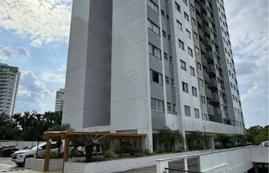 Imagem: O apartamento possui 3 Dormitórios, 1 Banheiro, 2 Vagas na