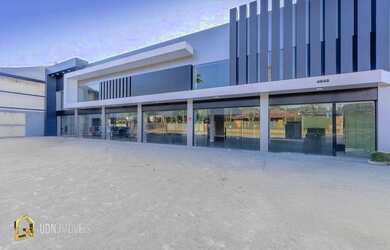 Imagem: O depósito possui 581m² de Área, Imóvel novo e está localizado