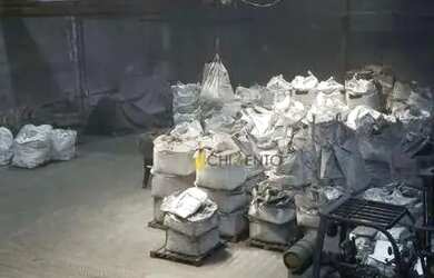 Imagem: O depósito possui 5 Vagas na garagem, 798m² de Área e está