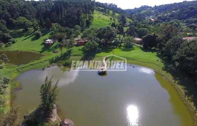 Imagem 14: Sítio á venda com 5 Quartos sendo 5 suítes em Mairinque-SP