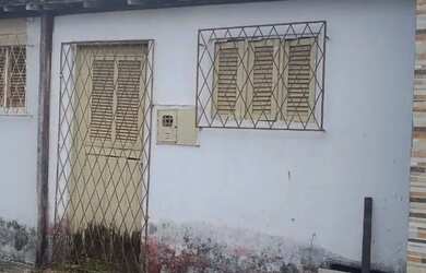 Imagem: A casa possui 1 Dormitório, 1 Banheiro, 56m² de Área e está