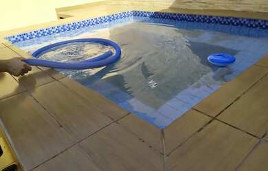 Imagem: A casa possui 3 Dormitórios, 3 Banheiros, 2 Vagas na garagem