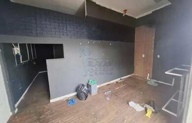 Imagem: O depósito possui 110m² de Área e está localizado em Santa