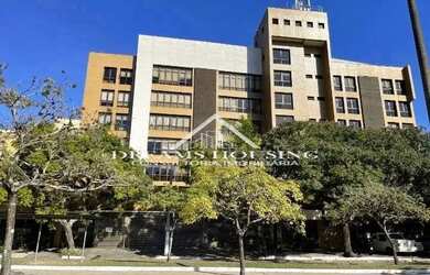 Imagem: O depósito possui 1 Vaga na garagem, 54m² de Área e está