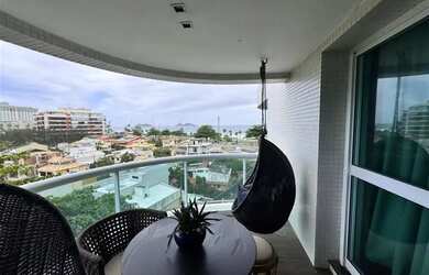 Imagem: O studio possui 1 Dormitório, 1 Banheiro, 1 Vaga na garagem