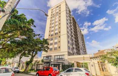 Imagem: O apartamento possui 3 Dormitórios, 2 Banheiros, 1 Vaga na