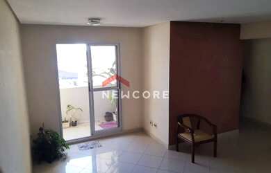 Imagem: O apartamento possui 3 Dormitórios, 1 Banheiro, 1 Vaga na garagem