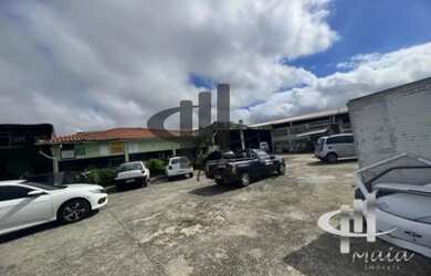 Imagem: O terreno possui 968m² de Área e está localizado em Santa