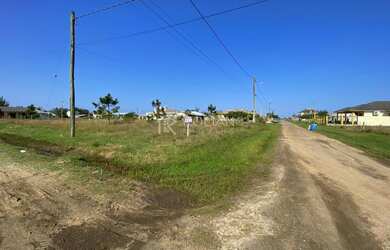 Imagem: O terreno possui 510m² de Área e está localizado em Arroio