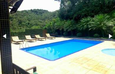 Imagem: A pousada chalé possui 4 Dormitórios, Acomodam 15 pessoas