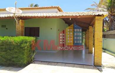 Imagem: A casa possui 4 Dormitórios, 5 Banheiros, 2.424m² de Área