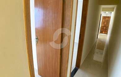 Imagem: A casa possui 2 Dormitórios, 1 Banheiro, 1 Vaga na garagem