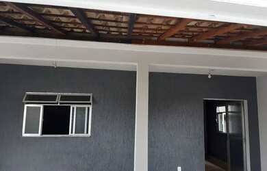 Imagem: A casa possui 3 Dormitórios, 1 Banheiro, 80m² de Área e