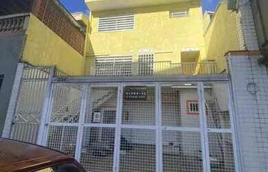 Imagem: A casa possui 3 Dormitórios, 3 Banheiros, 1 Vaga na garagem